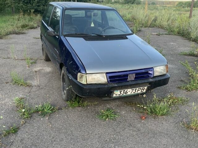 Зеленый Фиат Уно, объемом двигателя 1 л и пробегом 222 тыс. км за 313 $, фото 1 на Automoto.ua