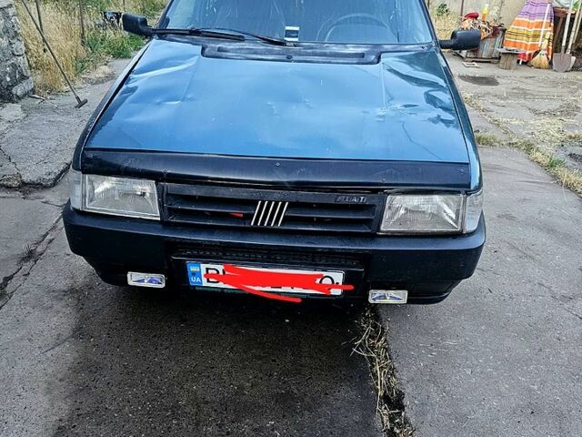 Зеленый Фиат Уно, объемом двигателя 1.7 л и пробегом 246 тыс. км за 1660 $, фото 1 на Automoto.ua