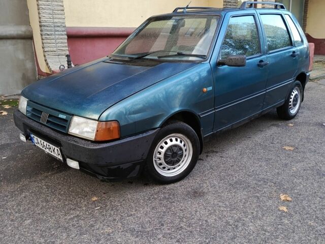Зеленый Фиат Уно, объемом двигателя 1.4 л и пробегом 320 тыс. км за 770 $, фото 1 на Automoto.ua
