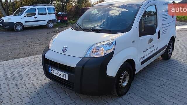 Белый Фиат Fiorino, объемом двигателя 1.2 л и пробегом 357 тыс. км за 3500 $, фото 1 на Automoto.ua