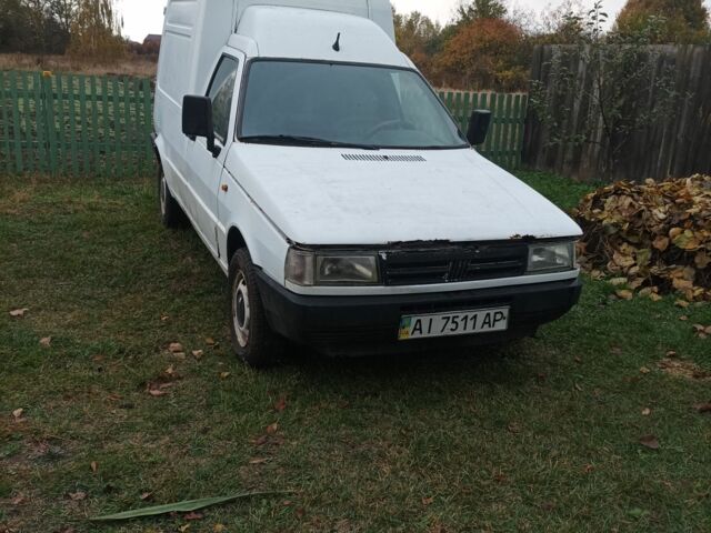 Білий Фіат Fiorino, об'ємом двигуна 1.4 л та пробігом 300 тис. км за 1000 $, фото 1 на Automoto.ua