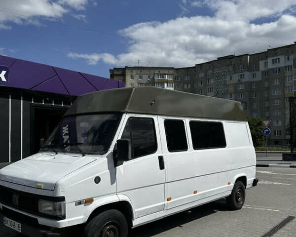 Белый Фиат Fiorino, объемом двигателя 2.5 л и пробегом 430 тыс. км за 2400 $, фото 1 на Automoto.ua