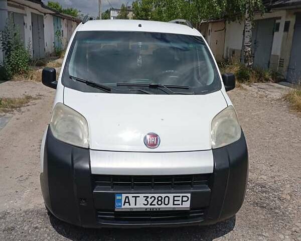 Белый Фиат Fiorino, объемом двигателя 1.36 л и пробегом 265 тыс. км за 4250 $, фото 1 на Automoto.ua