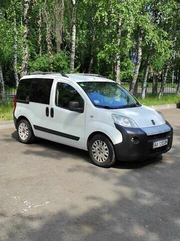 Белый Фиат Fiorino, объемом двигателя 0 л и пробегом 211 тыс. км за 4800 $, фото 1 на Automoto.ua