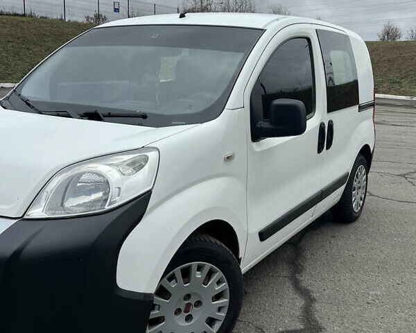 Белый Фиат Fiorino, объемом двигателя 1.25 л и пробегом 220 тыс. км за 5600 $, фото 1 на Automoto.ua