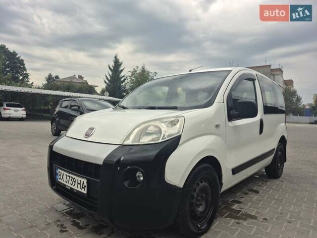Белый Фиат Fiorino, объемом двигателя 1.2 л и пробегом 238 тыс. км за 3999 $, фото 1 на Automoto.ua