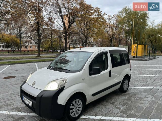 Белый Фиат Fiorino, объемом двигателя 1.25 л и пробегом 255 тыс. км за 3950 $, фото 1 на Automoto.ua