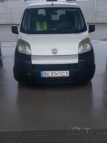 Белый Фиат Fiorino, объемом двигателя 1.3 л и пробегом 220 тыс. км за 3500 $, фото 1 на Automoto.ua