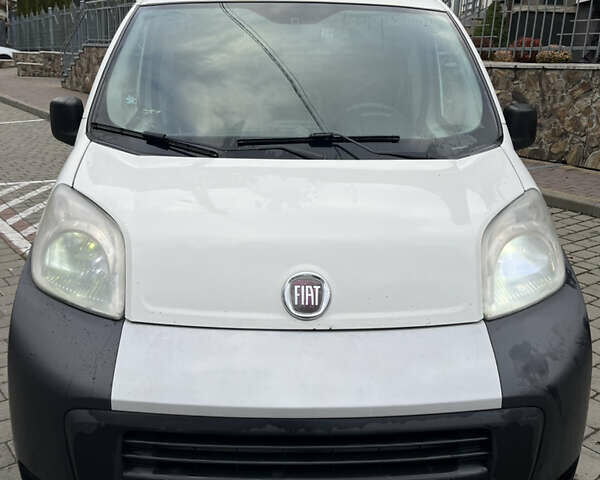 Белый Фиат Fiorino, объемом двигателя 1.25 л и пробегом 352 тыс. км за 3700 $, фото 1 на Automoto.ua