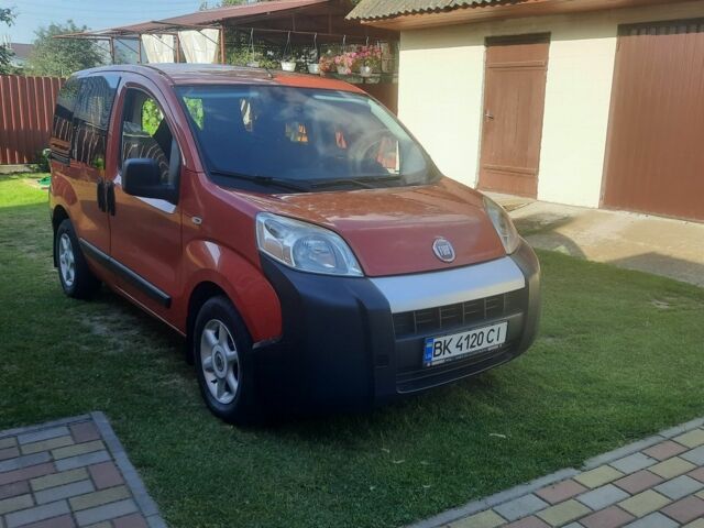 Красный Фиат Fiorino, объемом двигателя 1.2 л и пробегом 262 тыс. км за 4100 $, фото 1 на Automoto.ua