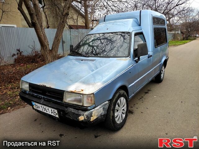 Синий Фиат Fiorino, объемом двигателя 1.6 л и пробегом 200 тыс. км за 950 $, фото 1 на Automoto.ua