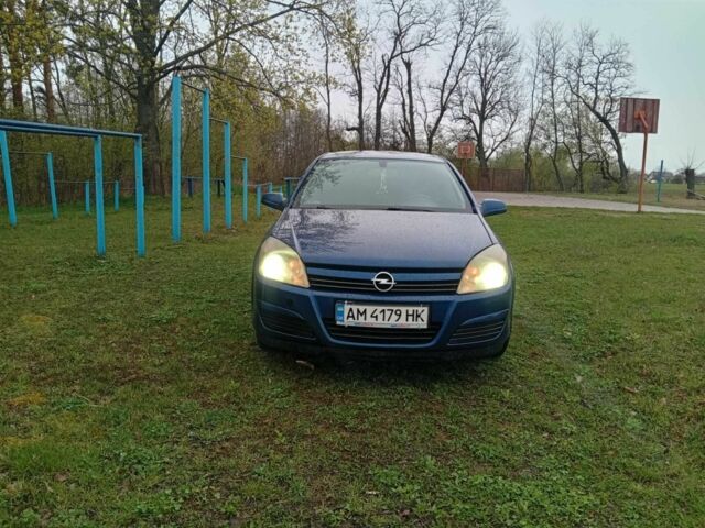 Синій Форд Аспіре, об'ємом двигуна 1.7 л та пробігом 364 тис. км за 4000 $, фото 1 на Automoto.ua