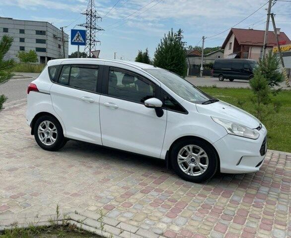 Форд Б-Макс 2013 у Львові на Automoto.ua Білий Форд Б-Макс, об'ємом двигуна 1 л та пробігом 146 тис. км за 5700 $, фото 1 на Automoto.ua