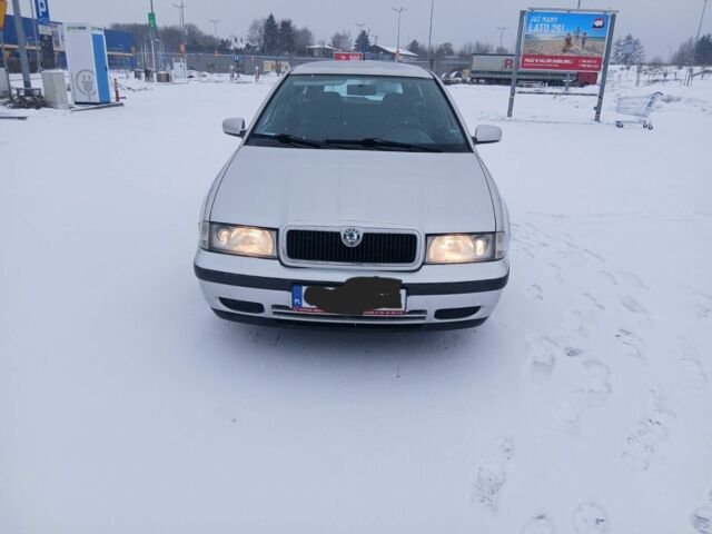 Сірий Форд Б-Макс, об'ємом двигуна 0 л та пробігом 360 тис. км за 1850 $, фото 1 на Automoto.ua