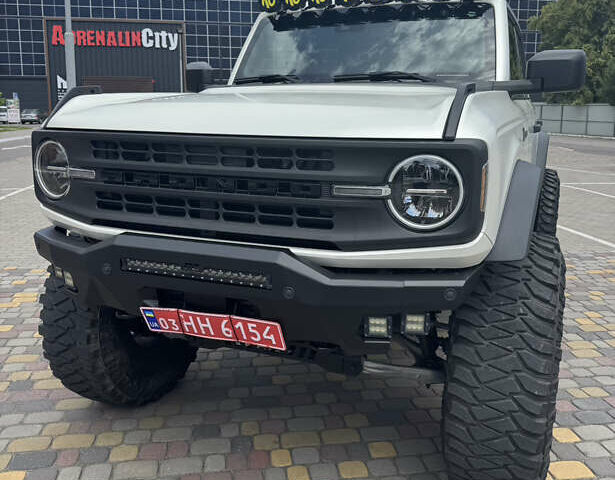 Черный Форд Бронко, объемом двигателя 2.69 л и пробегом 24 тыс. км за 49999 $, фото 1 на Automoto.ua