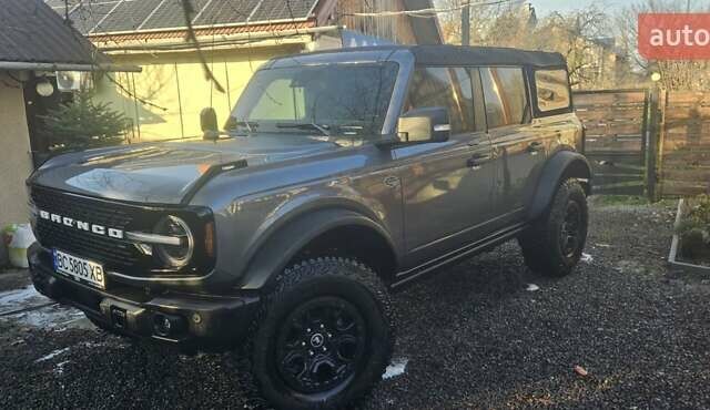 Серый Форд Бронко, объемом двигателя 2.69 л и пробегом 18 тыс. км за 47000 $, фото 1 на Automoto.ua