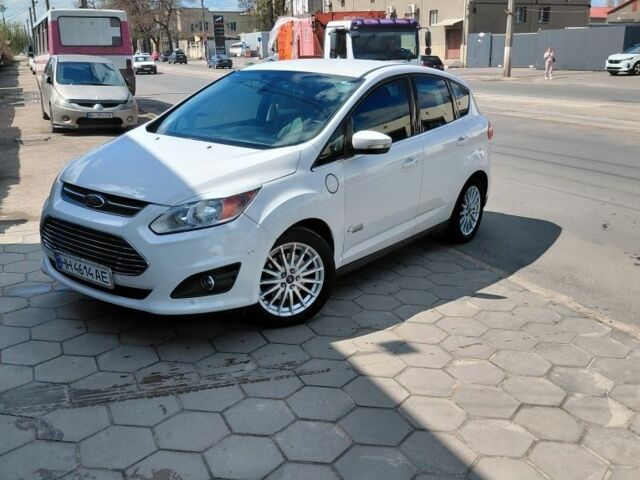 Белый Форд Си-Макс, объемом двигателя 2 л и пробегом 200 тыс. км за 10000 $, фото 1 на Automoto.ua