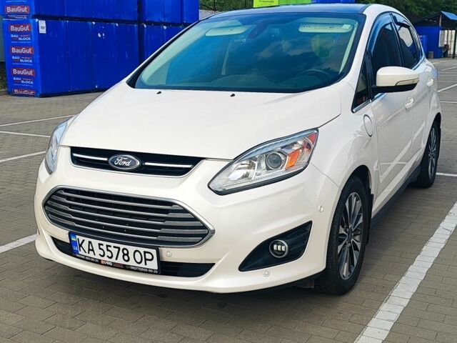 Белый Форд Си-Макс, объемом двигателя 2 л и пробегом 131 тыс. км за 14399 $, фото 1 на Automoto.ua