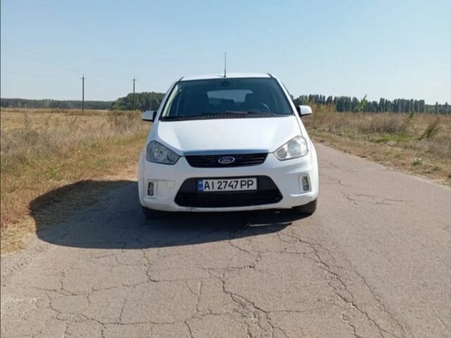 Белый Форд Си-Макс, объемом двигателя 1.8 л и пробегом 320 тыс. км за 4500 $, фото 1 на Automoto.ua