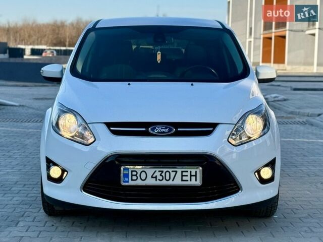 Белый Форд Си-Макс, объемом двигателя 2 л и пробегом 200 тыс. км за 6700 $, фото 1 на Automoto.ua