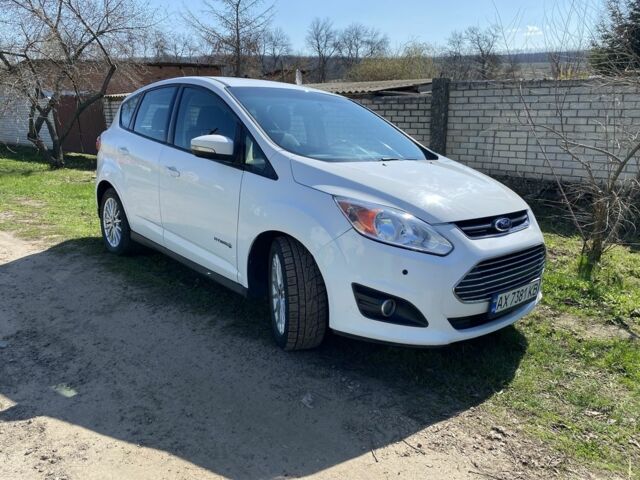 Белый Форд Си-Макс, объемом двигателя 2 л и пробегом 251 тыс. км за 7800 $, фото 1 на Automoto.ua