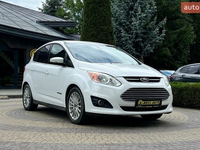 Белый Форд Си-Макс, объемом двигателя 2 л и пробегом 160 тыс. км за 10999 $, фото 1 на Automoto.ua