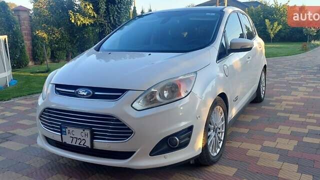 Белый Форд Си-Макс, объемом двигателя 2 л и пробегом 157 тыс. км за 12300 $, фото 1 на Automoto.ua