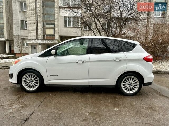 Белый Форд Си-Макс, объемом двигателя 2 л и пробегом 154 тыс. км за 10600 $, фото 1 на Automoto.ua