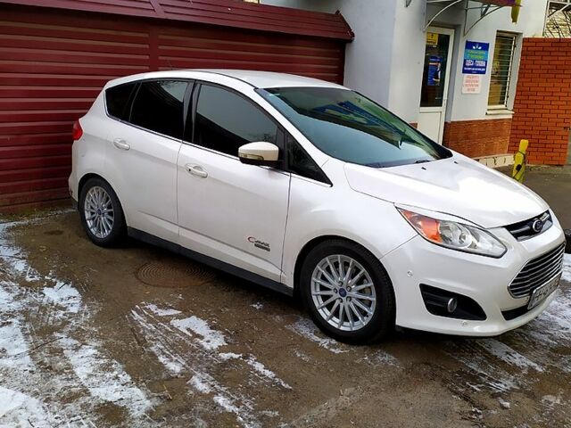 Білий Форд Сі-Макс, об'ємом двигуна 2 л та пробігом 19000 тис. км за 12700 $, фото 1 на Automoto.ua