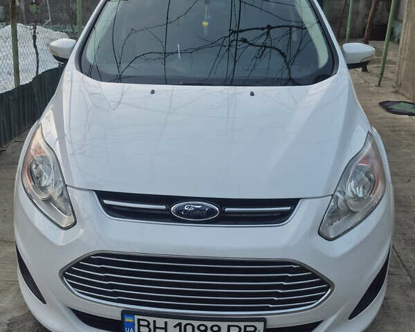 Белый Форд Си-Макс, объемом двигателя 2 л и пробегом 118 тыс. км за 11693 $, фото 1 на Automoto.ua