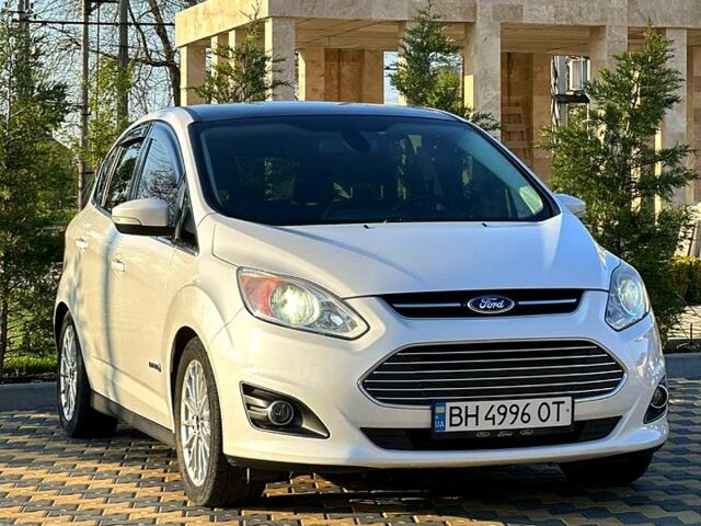 Белый Форд Си-Макс, объемом двигателя 2 л и пробегом 177 тыс. км за 11800 $, фото 1 на Automoto.ua