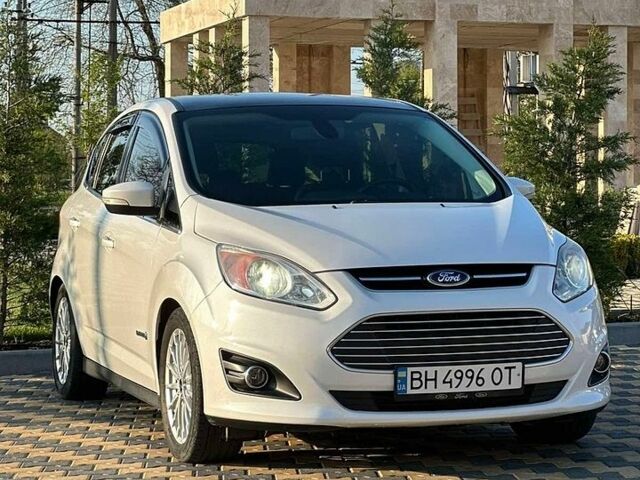 Белый Форд Си-Макс, объемом двигателя 2 л и пробегом 177 тыс. км за 11300 $, фото 1 на Automoto.ua