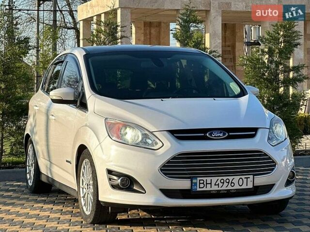 Белый Форд Си-Макс, объемом двигателя 2 л и пробегом 177 тыс. км за 11800 $, фото 1 на Automoto.ua