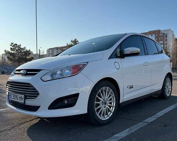 Белый Форд Си-Макс, объемом двигателя 2 л и пробегом 153 тыс. км за 13900 $, фото 1 на Automoto.ua