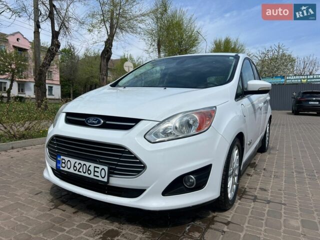 Белый Форд Си-Макс, объемом двигателя 2 л и пробегом 215 тыс. км за 13000 $, фото 1 на Automoto.ua