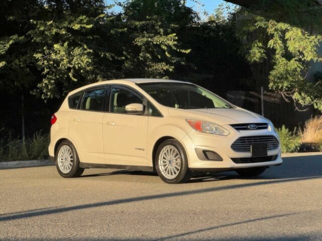 Білий Форд Сі-Макс, об'ємом двигуна 2 л та пробігом 89 тис. км за 6700 $, фото 1 на Automoto.ua