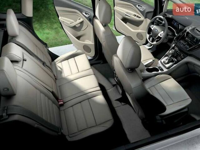 Бежевый Форд Си-Макс, объемом двигателя 2 л и пробегом 225 тыс. км за 11600 $, фото 1 на Automoto.ua