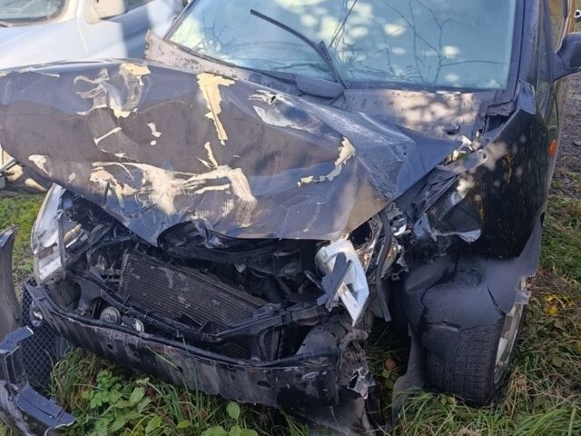 Чорний Форд Сі-Макс, об'ємом двигуна 1.6 л та пробігом 260 тис. км за 1500 $, фото 1 на Automoto.ua