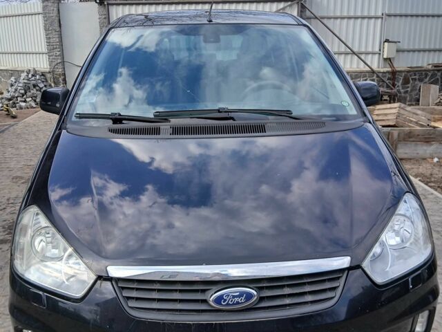 Черный Форд Си-Макс, объемом двигателя 1.6 л и пробегом 260 тыс. км за 5500 $, фото 1 на Automoto.ua