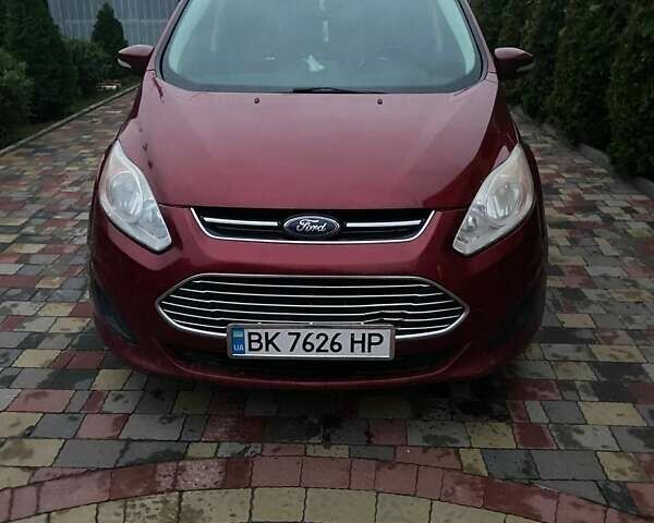 Червоний Форд Сі-Макс, об'ємом двигуна 2 л та пробігом 180 тис. км за 8500 $, фото 1 на Automoto.ua