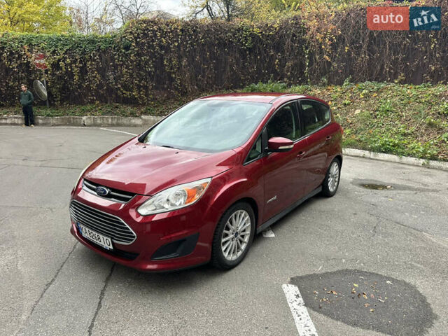 Форд Сі-Макс 2013 у Києві на Automoto.ua Червоний Форд Сі-Макс, об'ємом двигуна 2 л та пробігом 216 тис. км за 8999 $, фото 1 на Automoto.ua