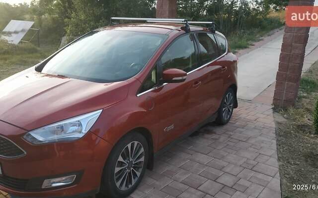 Красный Форд Си-Макс, объемом двигателя 2 л и пробегом 80 тыс. км за 15200 $, фото 1 на Automoto.ua