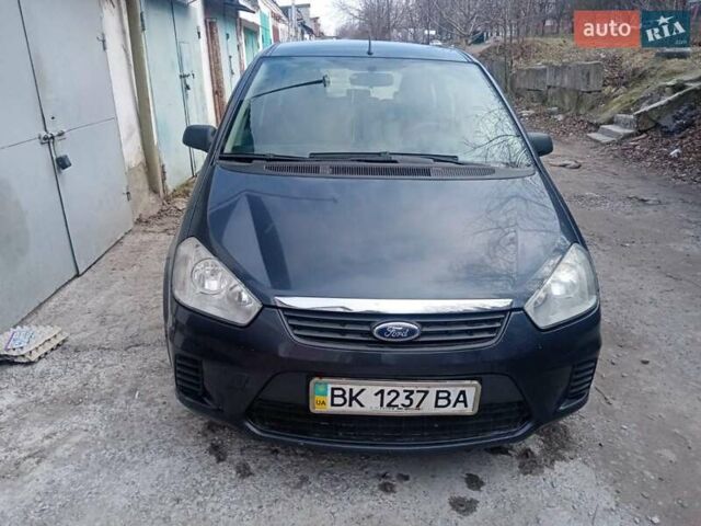 Форд Си-Макс, объемом двигателя 1.6 л и пробегом 200 тыс. км за 5900 $, фото 1 на Automoto.ua