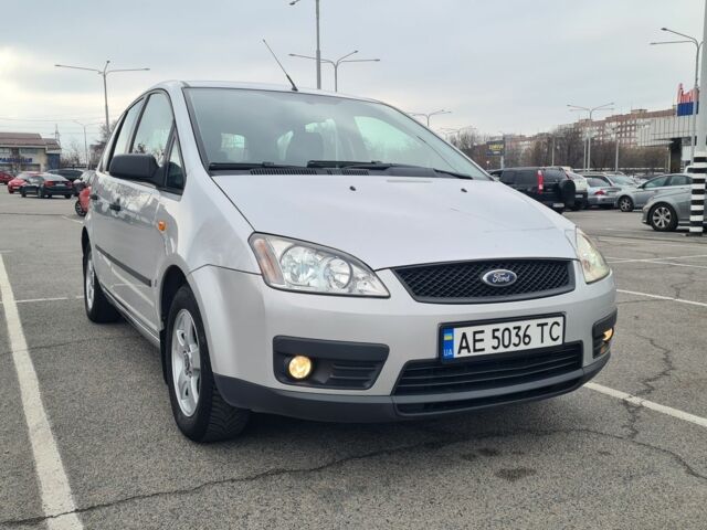 Серый Форд Си-Макс, объемом двигателя 1.6 л и пробегом 260 тыс. км за 5200 $, фото 1 на Automoto.ua