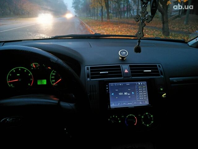 Сірий Форд Сі-Макс, об'ємом двигуна 1.6 л та пробігом 300 тис. км за 4300 $, фото 1 на Automoto.ua