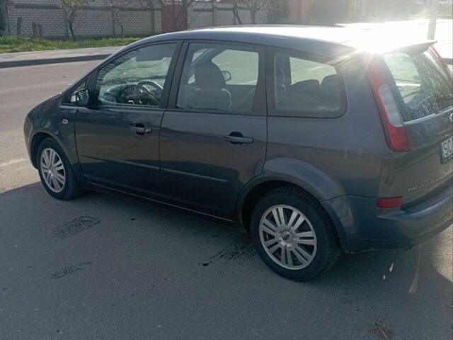 Серый Форд Си-Макс, объемом двигателя 2 л и пробегом 370 тыс. км за 2600 $, фото 1 на Automoto.ua