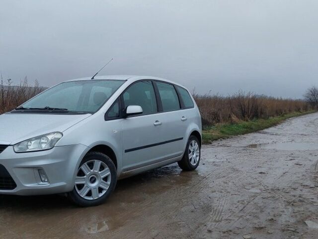 Серый Форд Си-Макс, объемом двигателя 1.8 л и пробегом 230 тыс. км за 5600 $, фото 1 на Automoto.ua