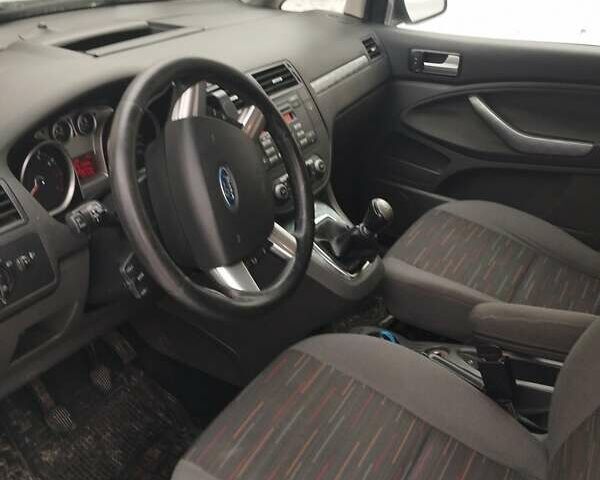 Серый Форд Си-Макс, объемом двигателя 1.8 л и пробегом 260 тыс. км за 5000 $, фото 1 на Automoto.ua