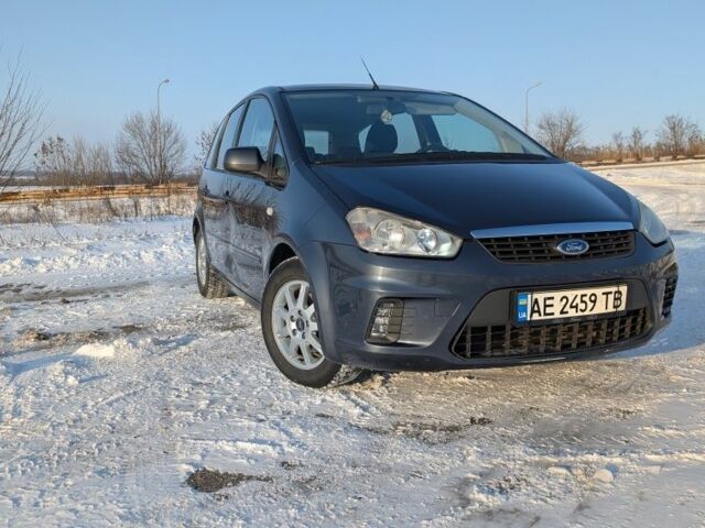 Серый Форд Си-Макс, объемом двигателя 1.6 л и пробегом 127 тыс. км за 6500 $, фото 1 на Automoto.ua