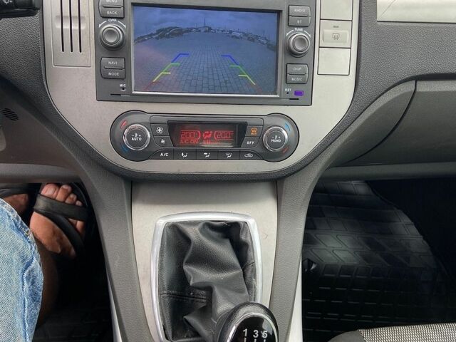 Серый Форд Си-Макс, объемом двигателя 1.56 л и пробегом 255 тыс. км за 4995 $, фото 1 на Automoto.ua